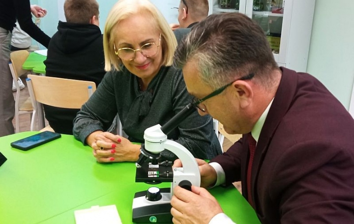 Nazwa szkoły zobowiązuje – EKOLOG ma pracownię EKO